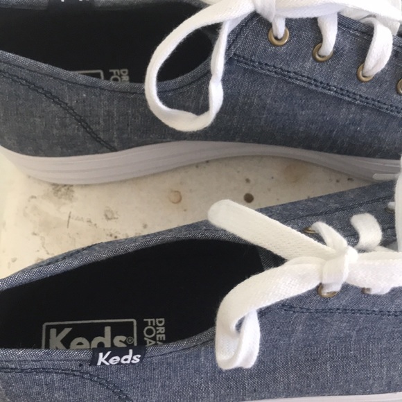 Keds chambray tennis shoes size 10 - Picture 2 of 4